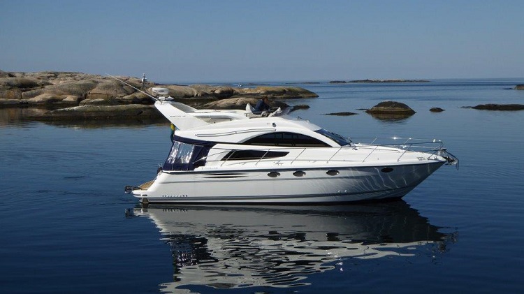 Fairline 40 Phantom 40, 2007, in very fine condition