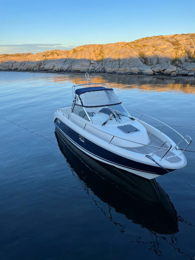 Aquador 23 WA 2003