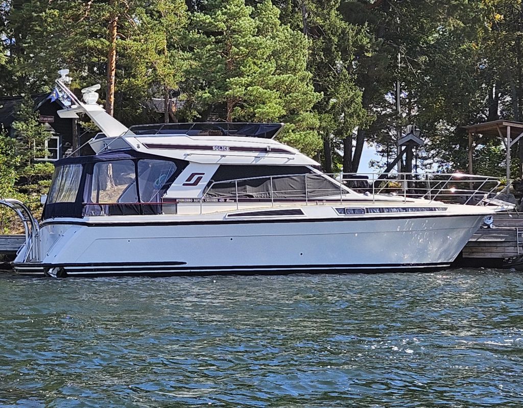 Storebro Royal Cruiser 420 Biscay 1996, in very fine condition