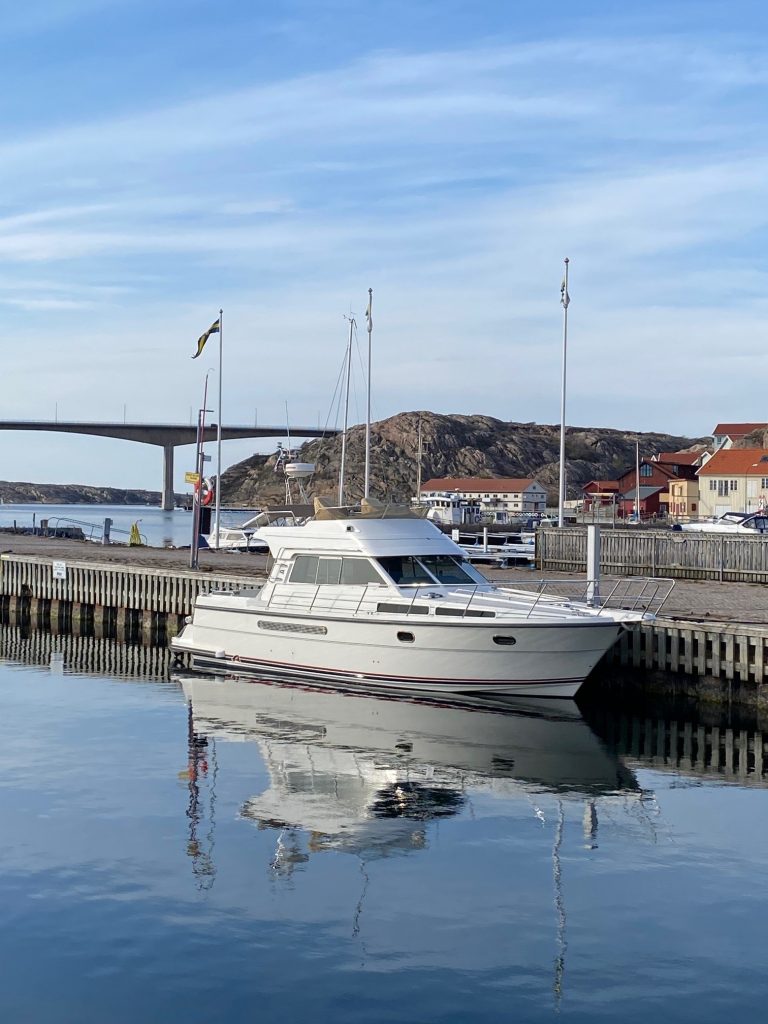 Nimbus 4004 – 1990 new VP D4-260 hp installed 2007